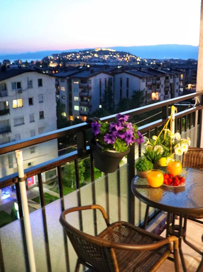Nadia Apartment Ohrid With Lake View Exterior photo